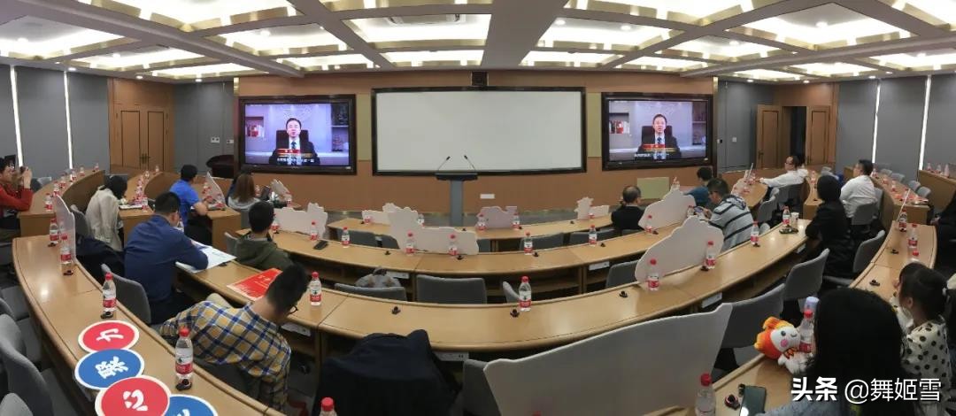 厦门大学校友会百年校庆活动,厦门大学百年校庆光影秀惊艳四座