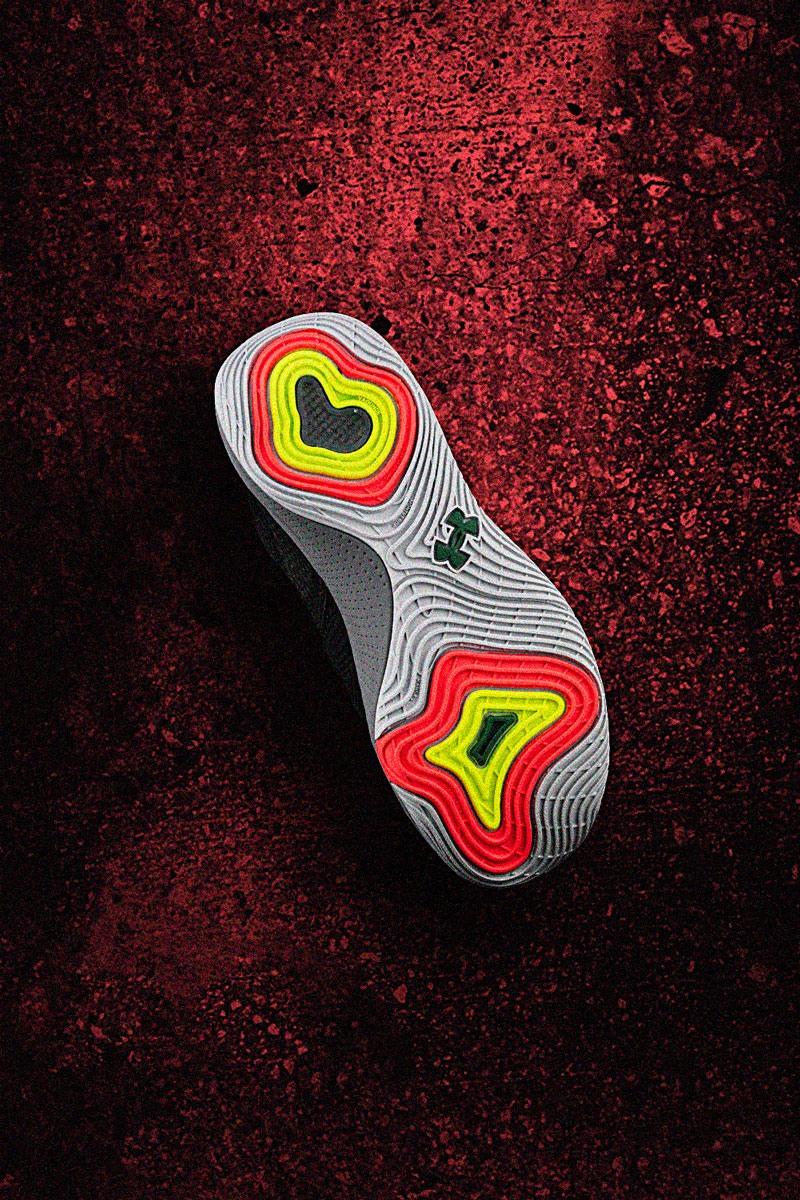 谁说中锋不卖鞋？恩比德一代战靴UAEmbiidOne发售