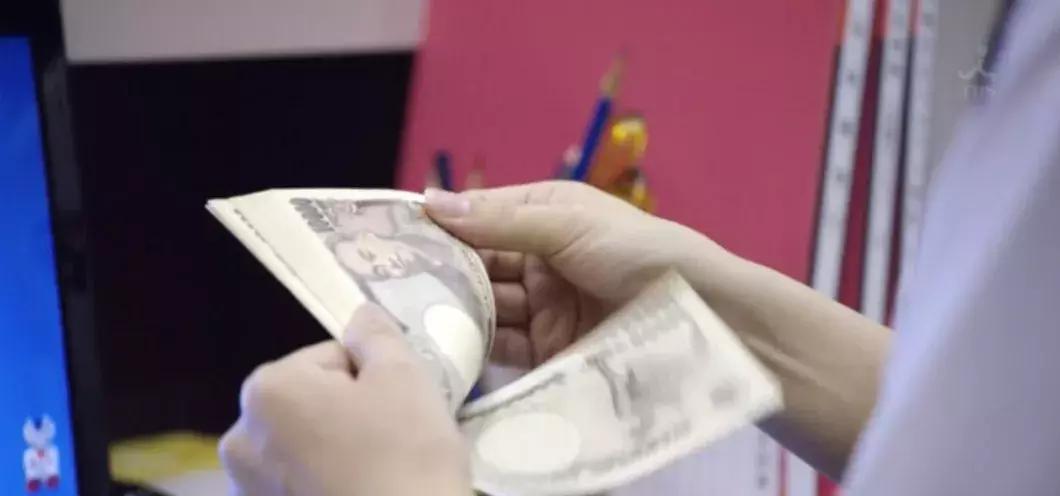 在人民银行工作是什么体验,银行兼职体验员是什么