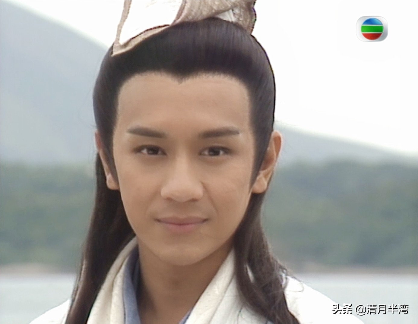 港剧老演员古装时候的颜值男神,港剧十大经典古装