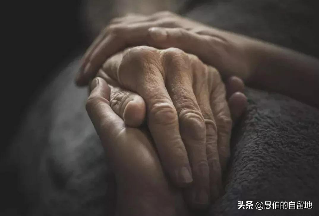 父亲得了胃癌晚期的感受,57岁父亲胃癌去世