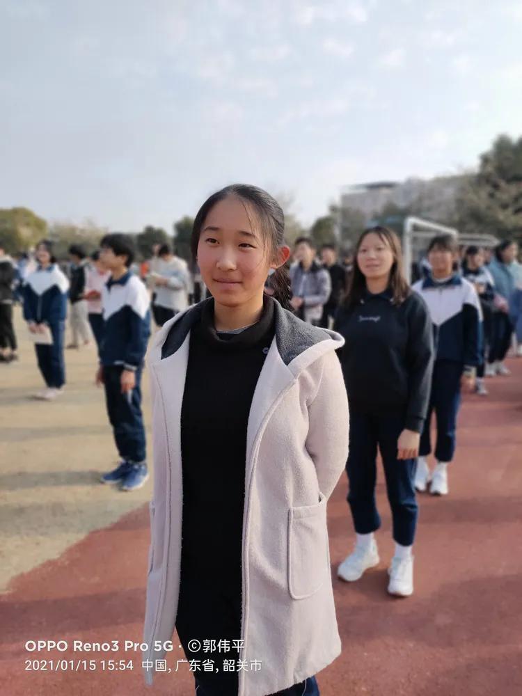 九三班成绩表,中二班新生评语