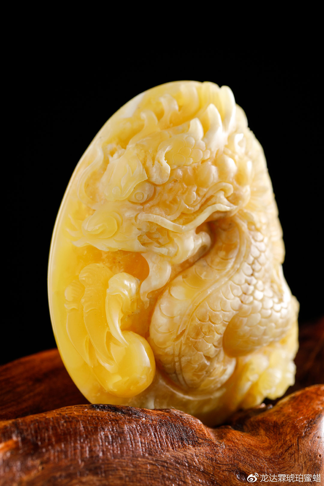 蜜蜡鉴别的方法和技巧,12种琥珀蜜蜡鉴定小妙招