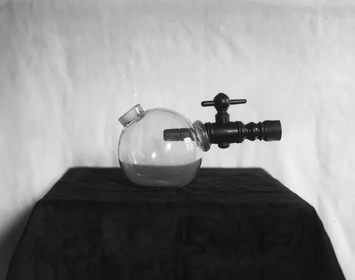 100张老照片见证世事沧桑,四十张经典相片