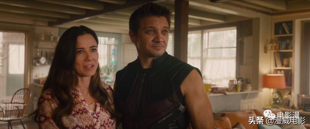 复仇者联盟中黑寡妇扮演的是谁,复仇者联盟中黑寡妇的演员是谁