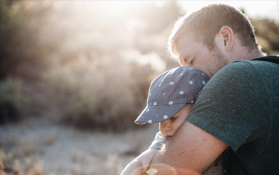 *弹炸**来了，我们要大笑