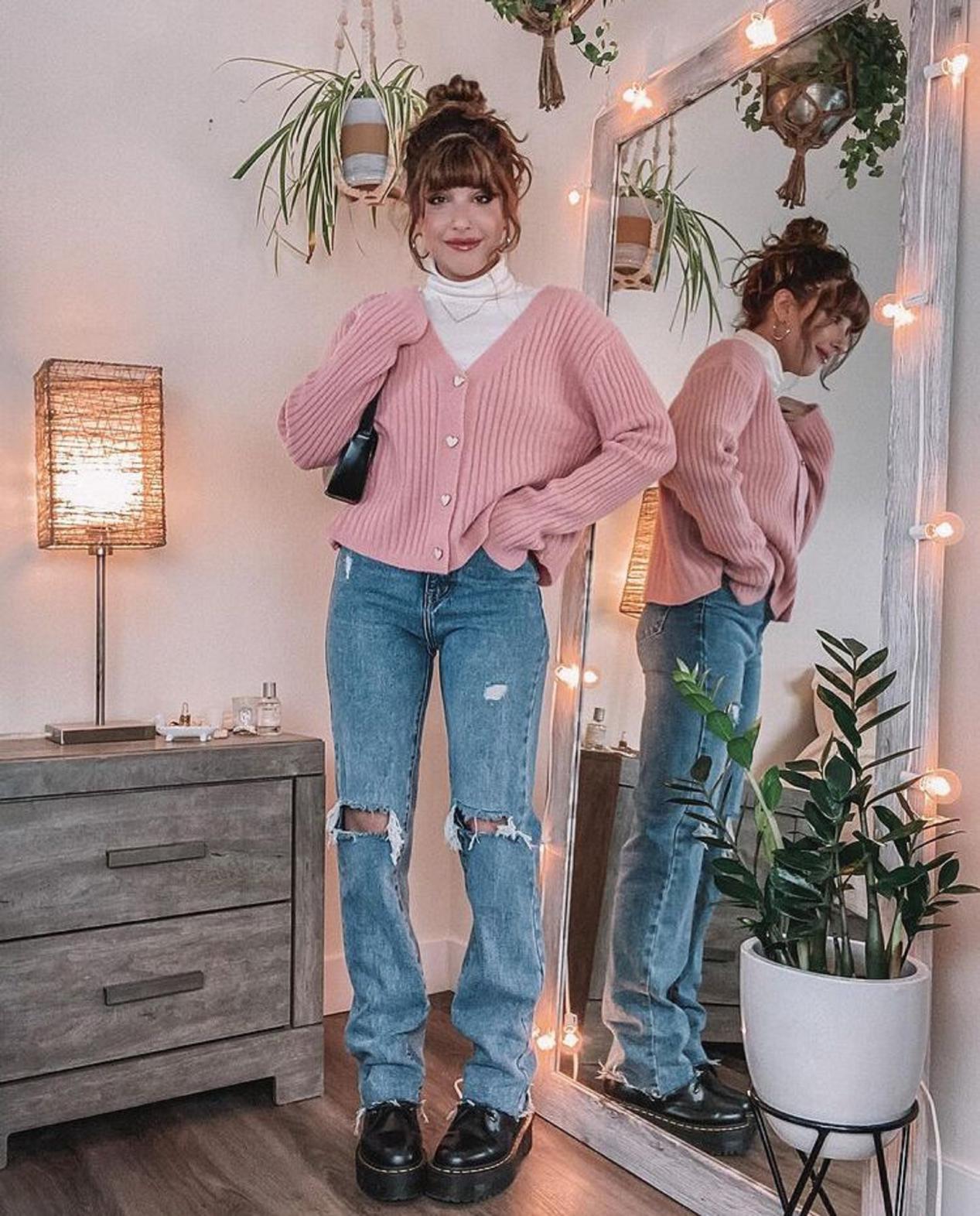 收起你的白球鞋,今年最流行的鞋子洞洞鞋