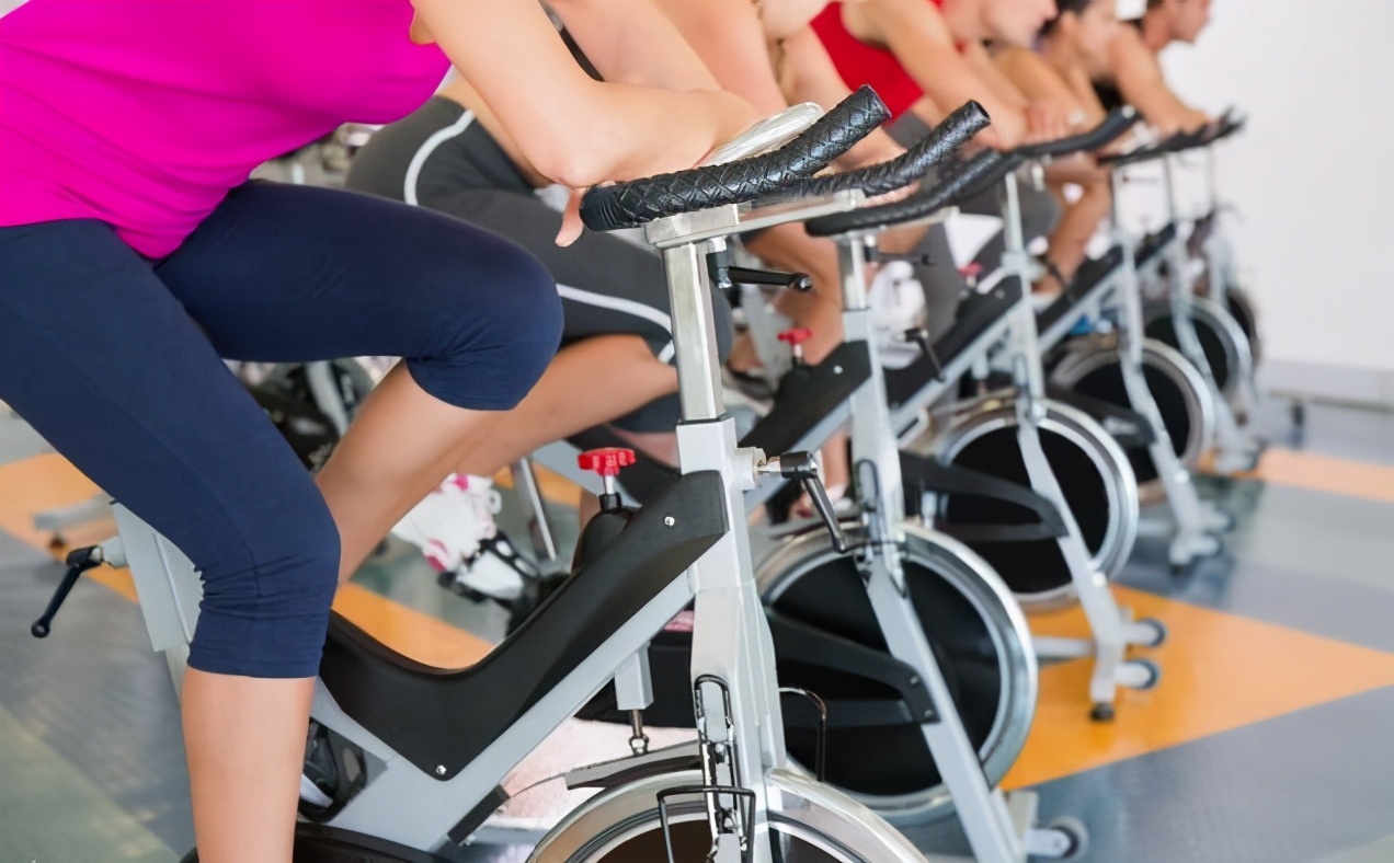 居家锻炼有氧健身运动动感单车,小型健身器材动感单车推荐