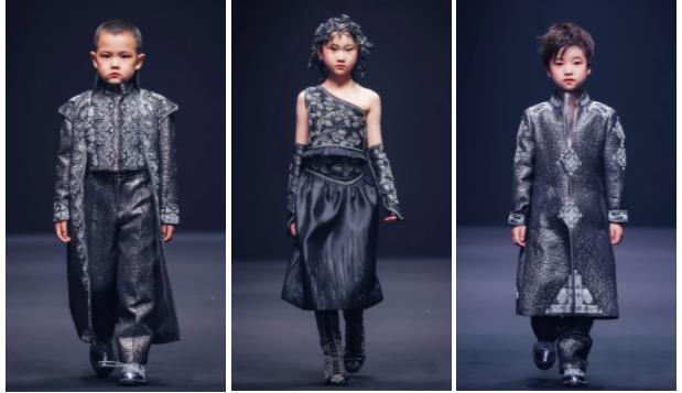 DAY3童话小镇直击｜穿上西装礼服，变身秀场上的“小大人”