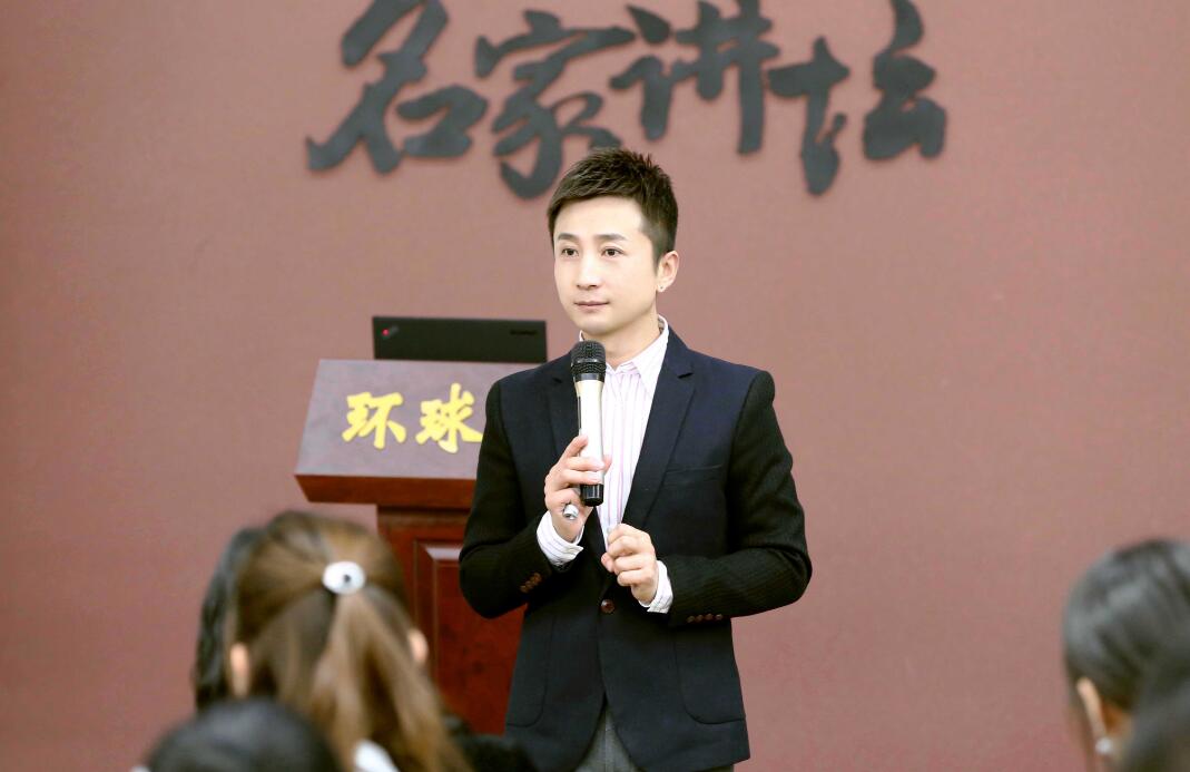 服装搭配师培训班一般多少钱,服装搭配培训课程多少钱一年