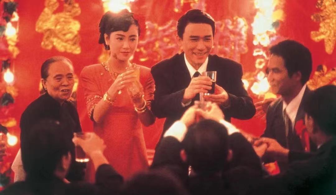 袁洁莹为何息影,袁洁莹巅峰时的美貌