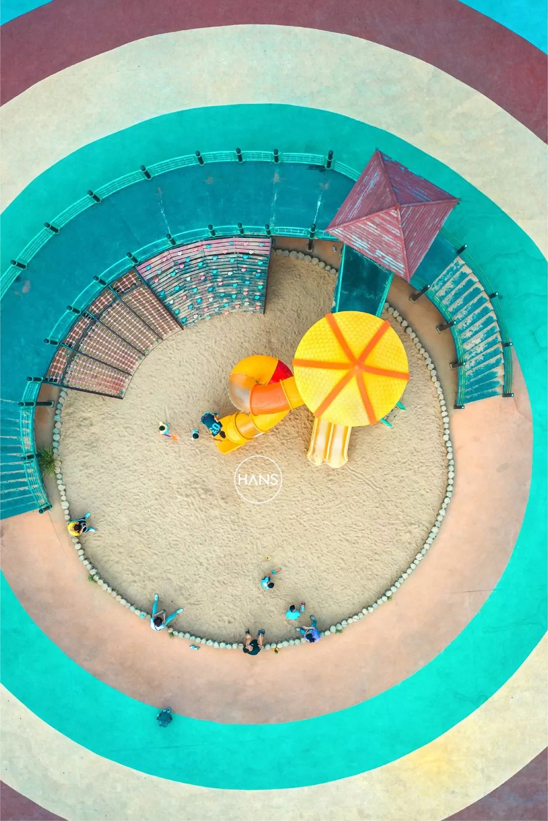 这里是青山，请长按保存