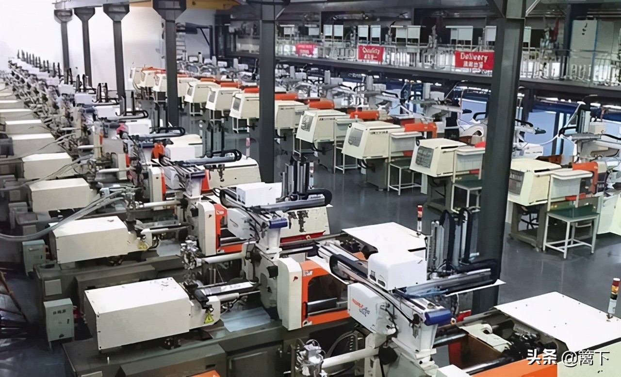 阿迪达斯关闭生产厂,越南阿迪达斯生产基地