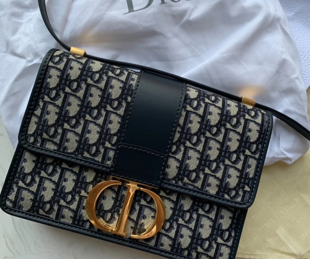 2020年流行什么包包女款,最百搭不过时的包包款式