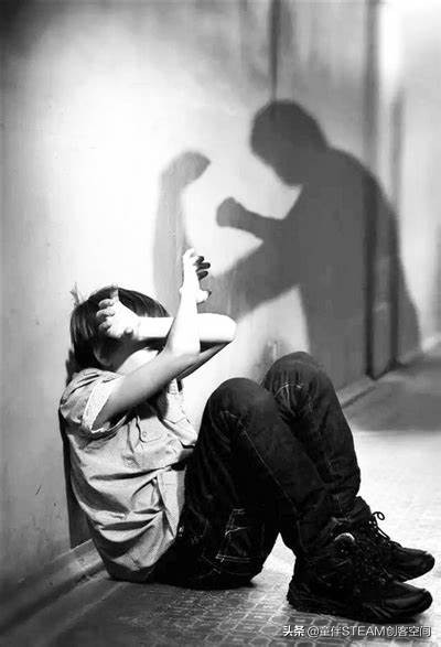 关于校园霸凌对学校提出建议,防校园霸凌倡议书建议怎么写