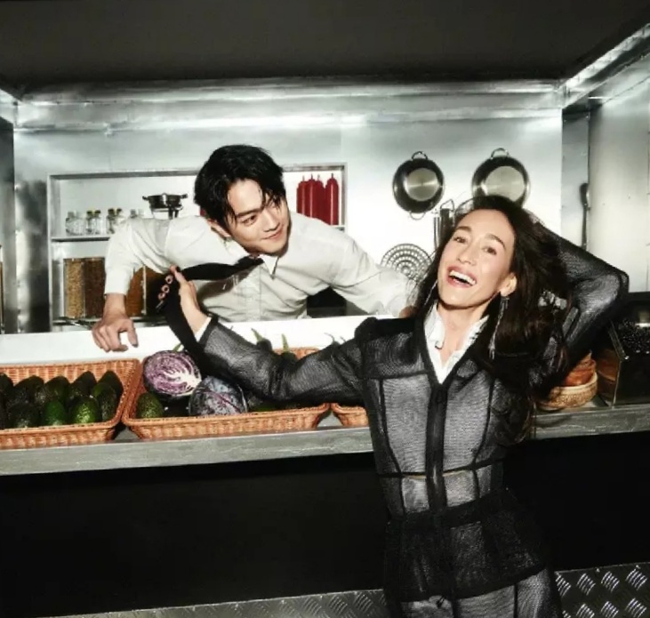 为陈冠希甩吴彦祖，又恋中田英寿，4国男神通吃的她有什么魅力