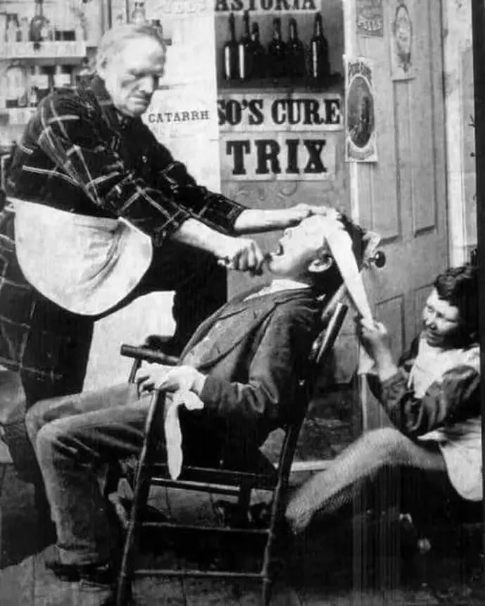 最里面智齿自己拔牙的正确方法,拔个智齿其实拔牙没那么可怕