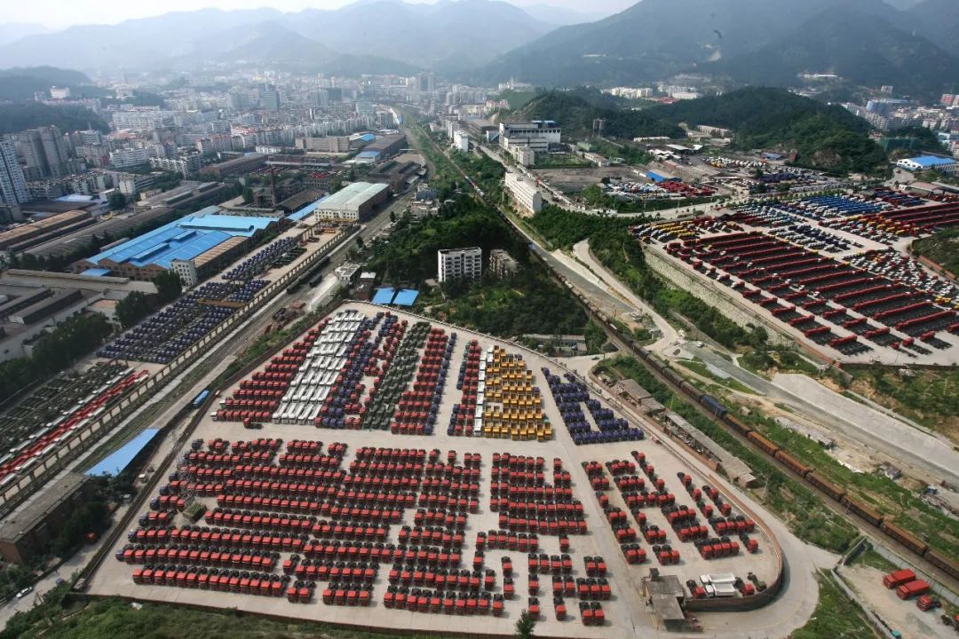 二汽,那些永不消逝的代号!毛主席67年前提出“要建设二汽”