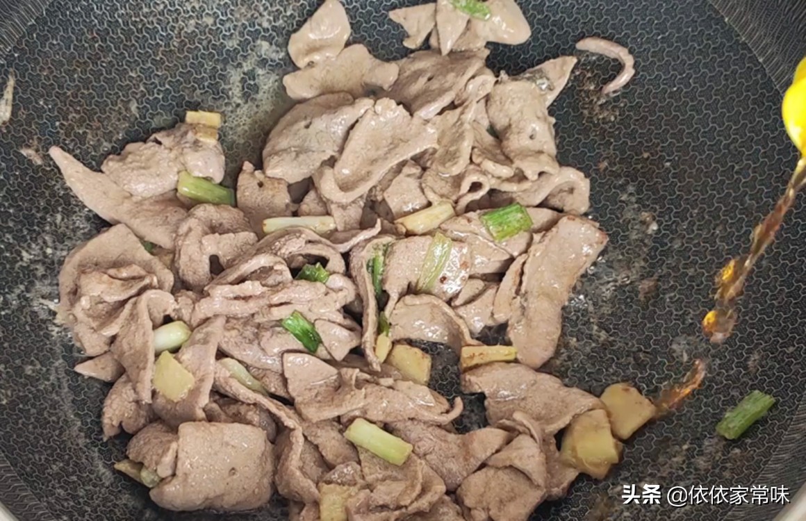 炒猪肝鲜嫩不老的诀窍,怎么炒猪肝不老又嫩又好吃