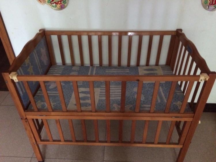 用木板怎么给婴儿做床,小孩子的床用什么板材最好