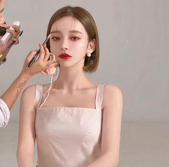 眉笔测评推荐美妆品牌,akf眉笔防水防汗不掉色推荐