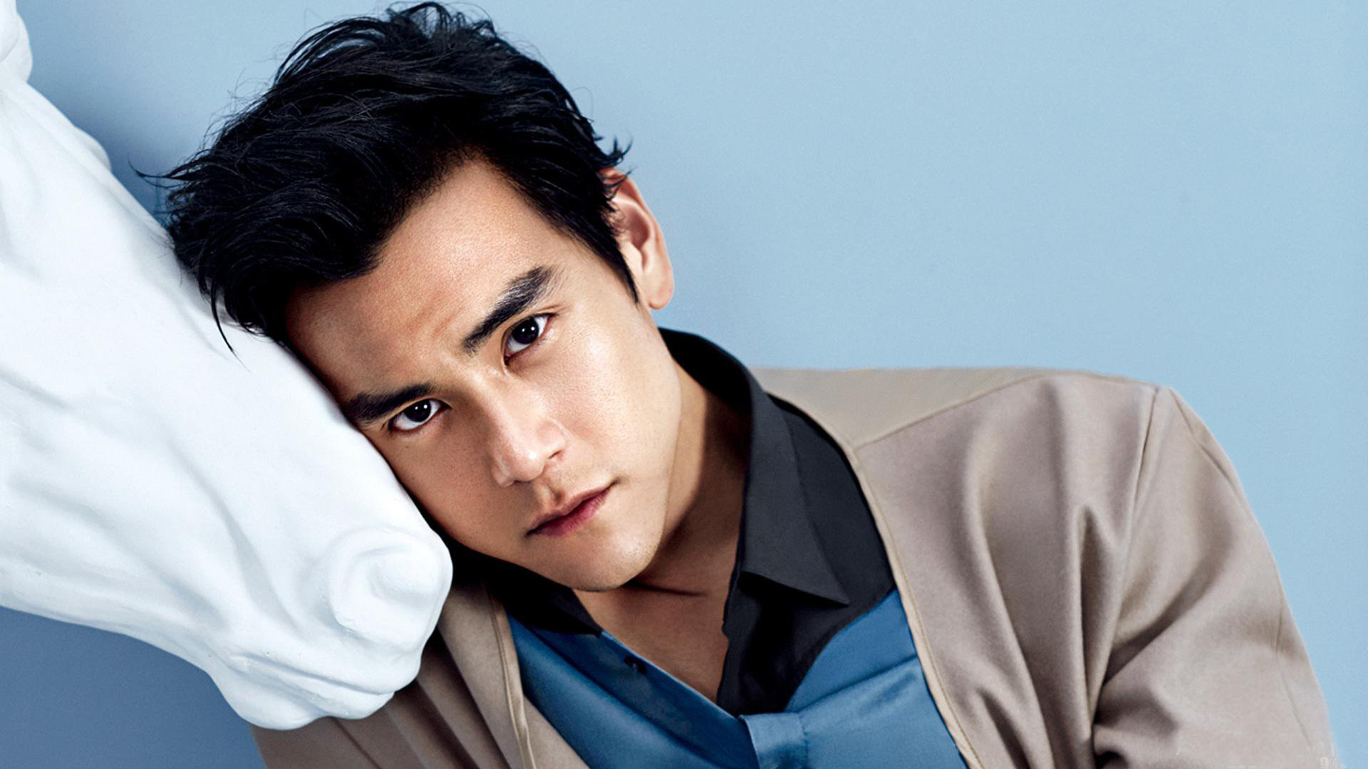 男士脸上出油严重如何控油,男生运动完护肤小技巧