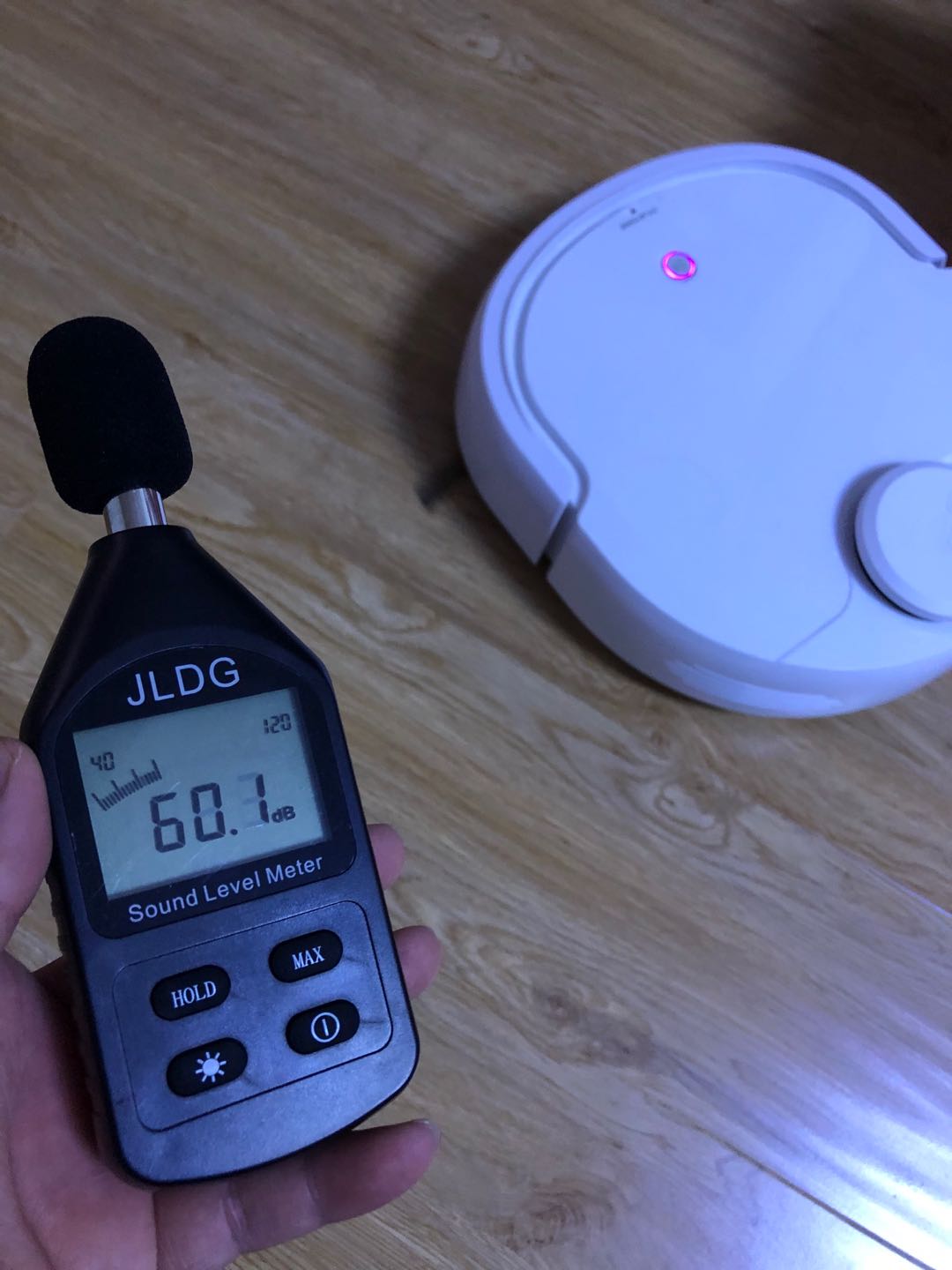 有没有拖干净的拖地机器人,不用换水的洗地机器人