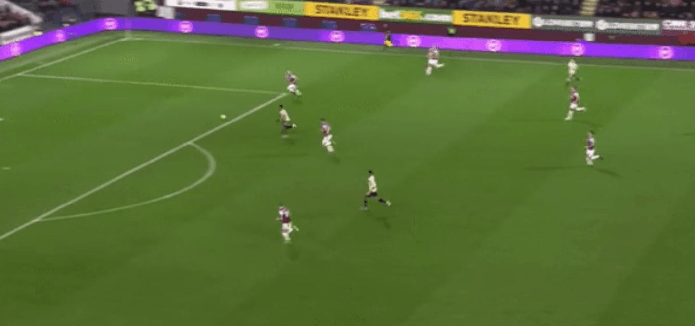 范佩西曼联高清图,马夏尔曼联生涯视频