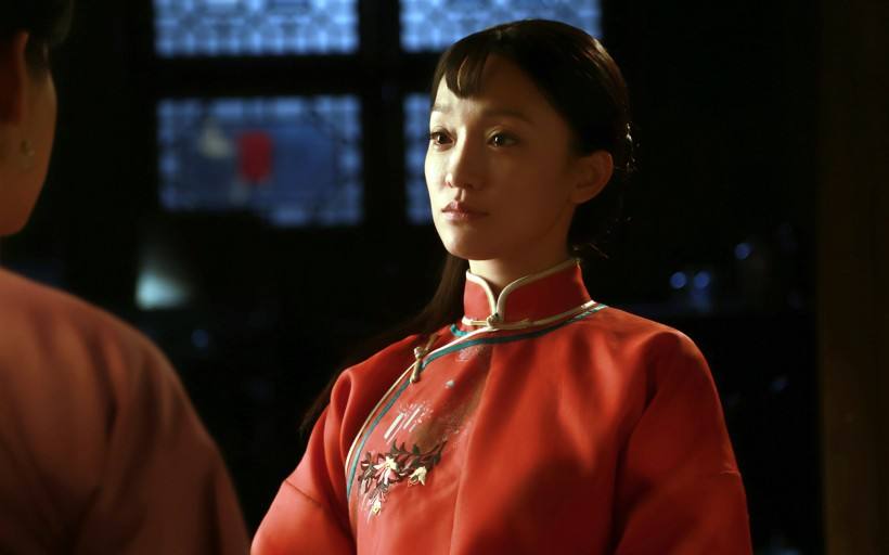 5年后重温《红高粱》,我才明白,这种女人才是男人胸口的朱砂