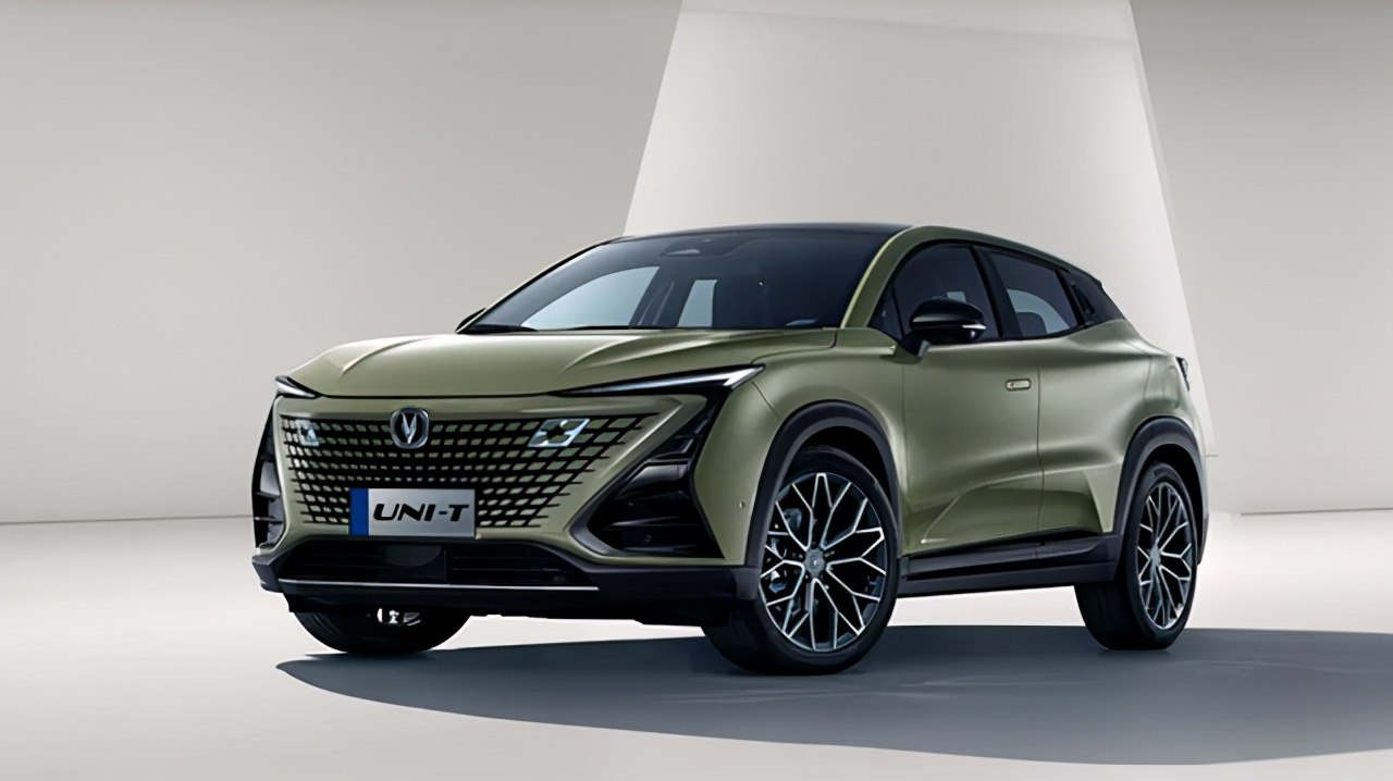 「特车圈」机甲之魂觉醒，是男人就要开……