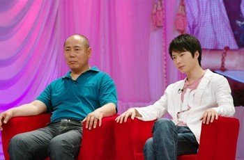 沧桑的李成儒:第二次离婚后重塑精彩人生