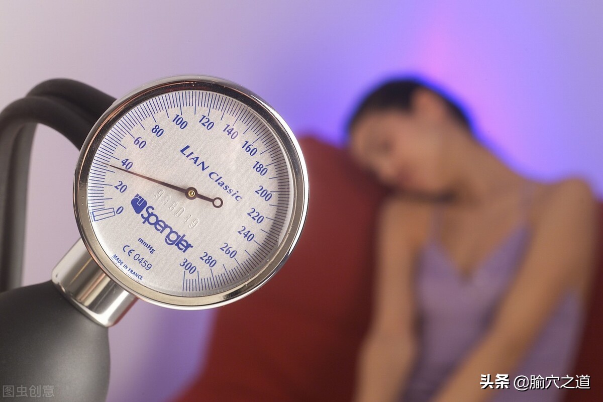 天气热头里晕乎乎的不舒服,天气一热就头昏是什么情况