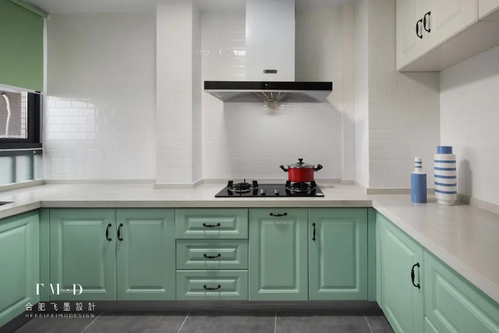 油烟机和集成灶哪个更好用更实用,油烟机跟集成灶到底哪个好