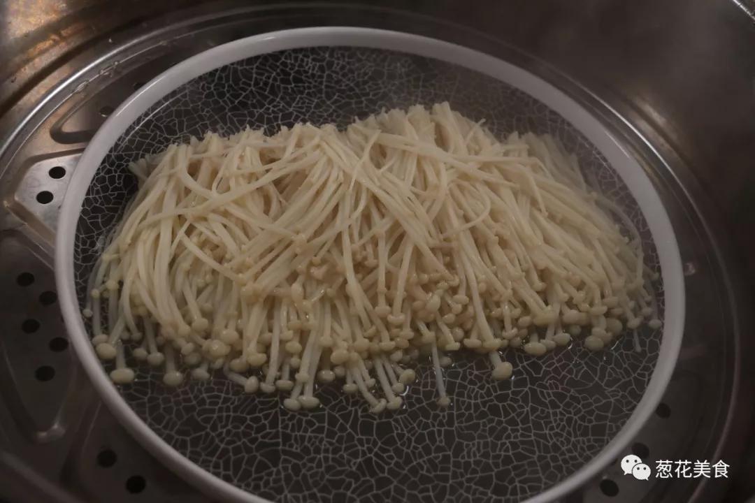 蒜蓉金针菇好吃又简单的做法,蒜蓉金针菇做法简单又好吃