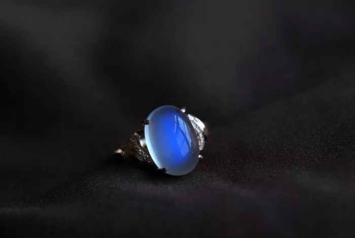 怎样选月光石,最好用的月光石