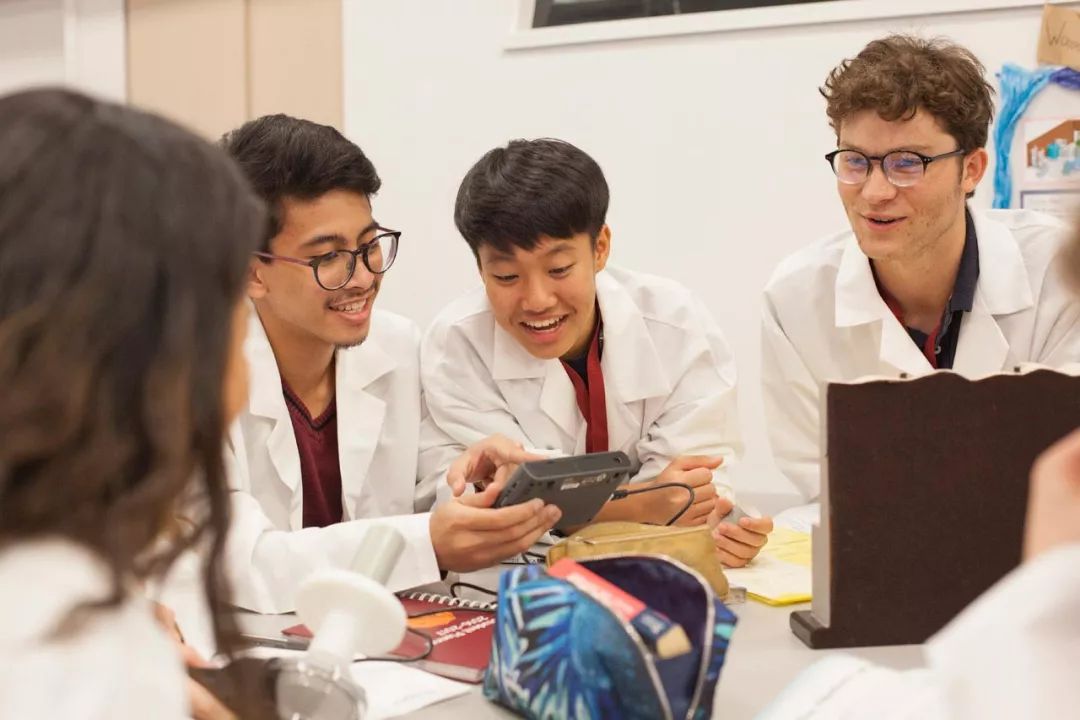 美国藤校夏校的报名要求,美国藤校夏校