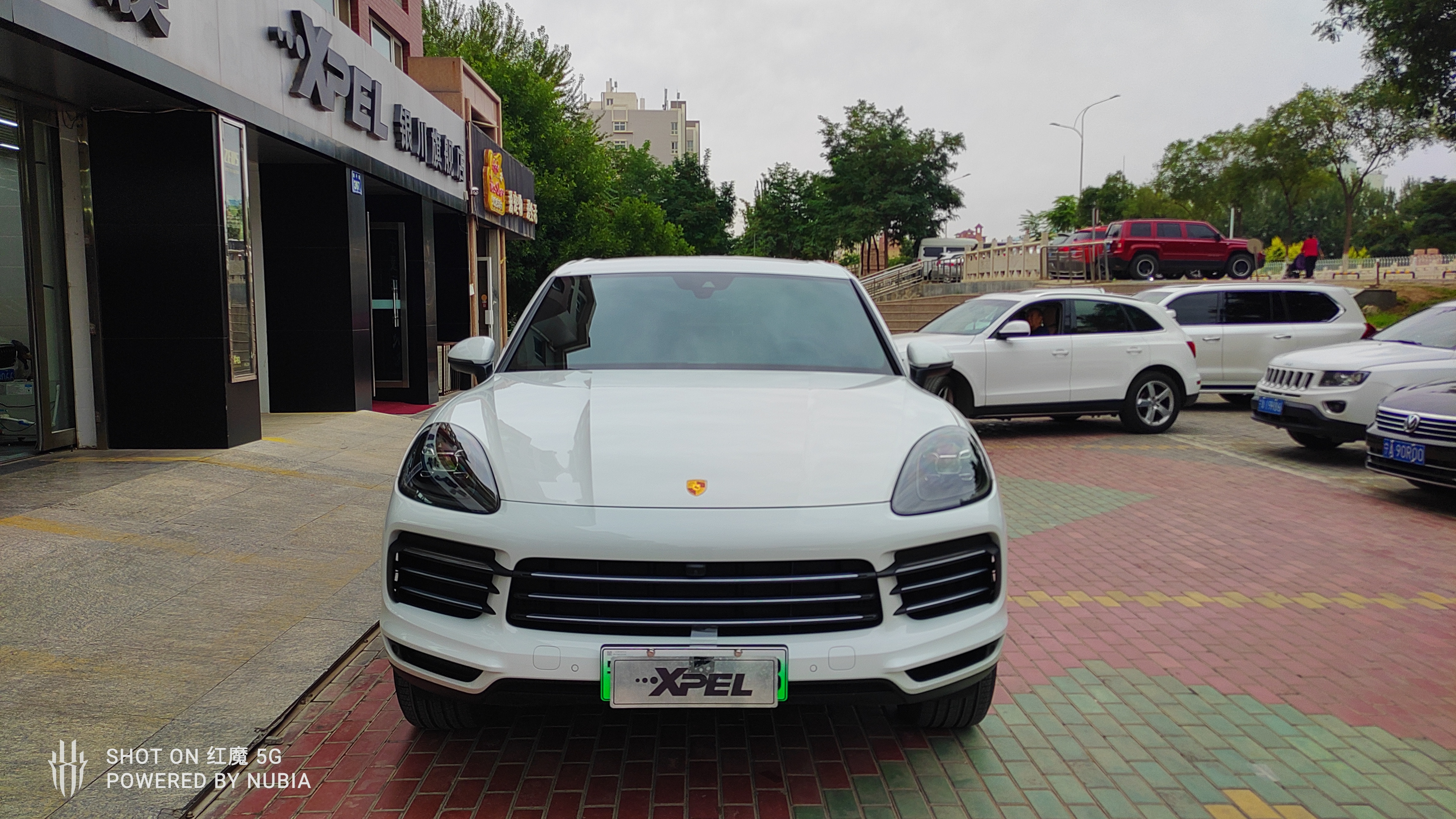 最新款卡宴混动,卡宴混动最新款是哪款