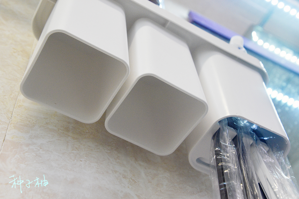 倒吸式漱口杯,消毒牙刷置物架倒吸式漱口杯