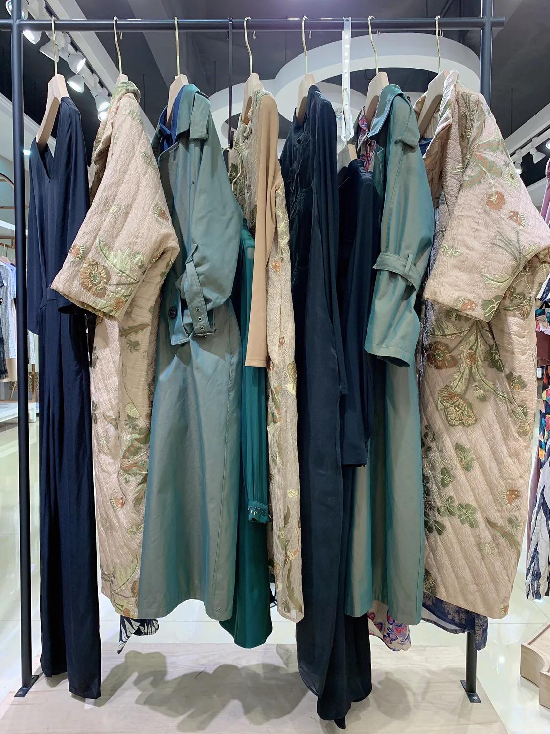 女装品牌折扣批发一手货源,什么是品牌折扣女装