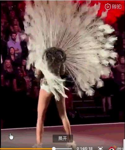 利马在维密上单独走的秀,利马超模高光时刻