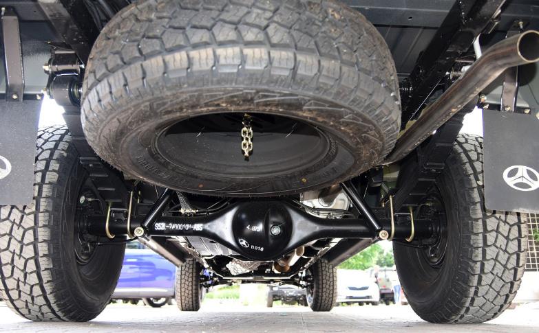 勇士皮卡四驱柴油,皮卡汽油皮卡四驱和两驱哪个好