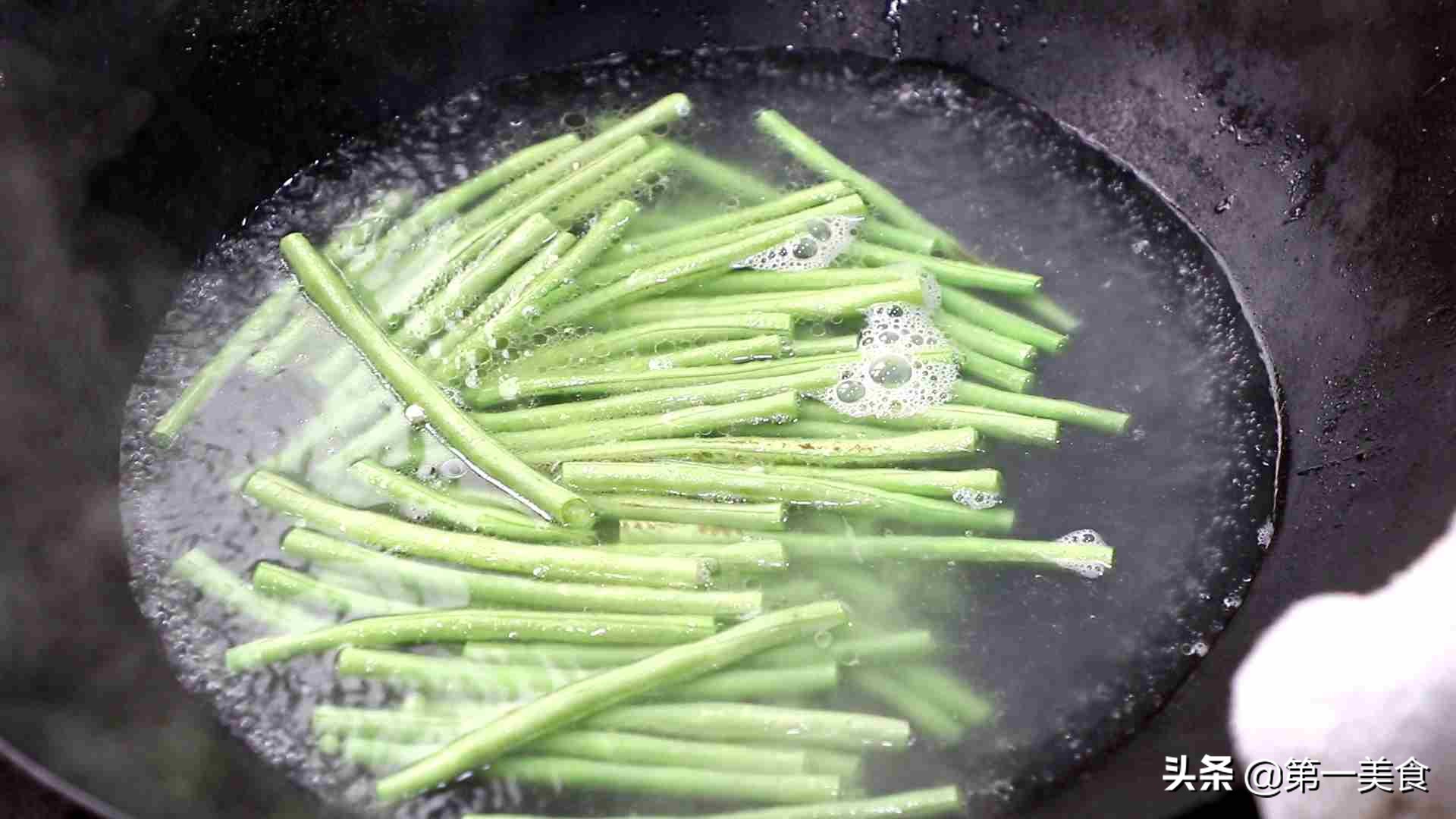 长豆角最好吃的做法软嫩,短豆角的做法大全家常窍门
