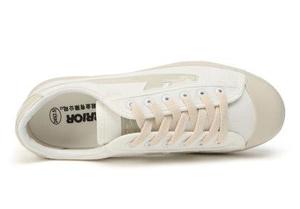 穷人富人超级富人的穿着,穷人穿品牌富人穿衣服