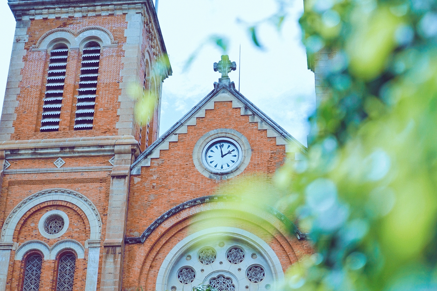 胡志明越南大教堂,胡志明圣母院大教堂