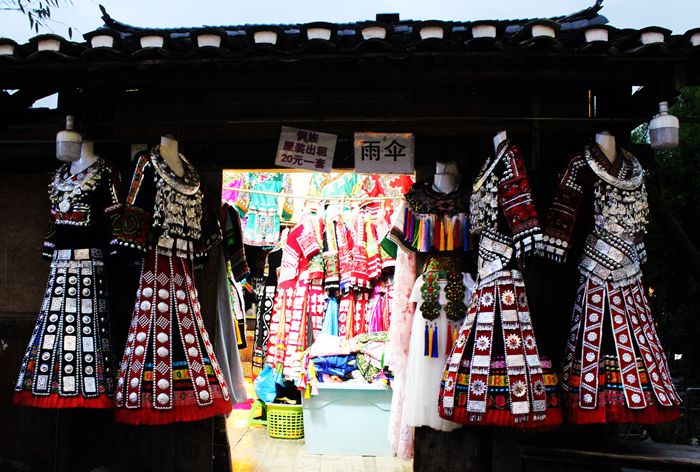 贵州省少数民族侗寨,贵州肇兴侗寨和千户苗寨的区别