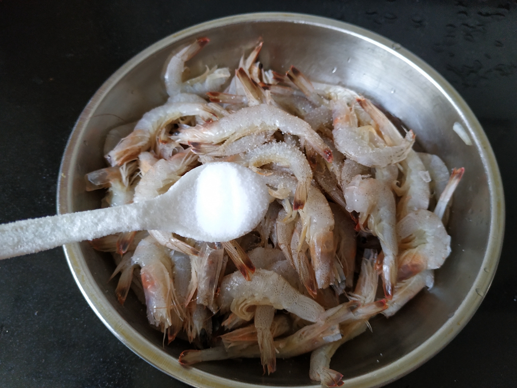 避风塘小海虾怎么做好吃又简单,连云港的海虾怎么做着吃