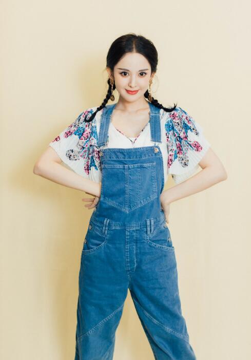 吴昕麻花辫搭配 (吴昕同款短发双麻花辫)