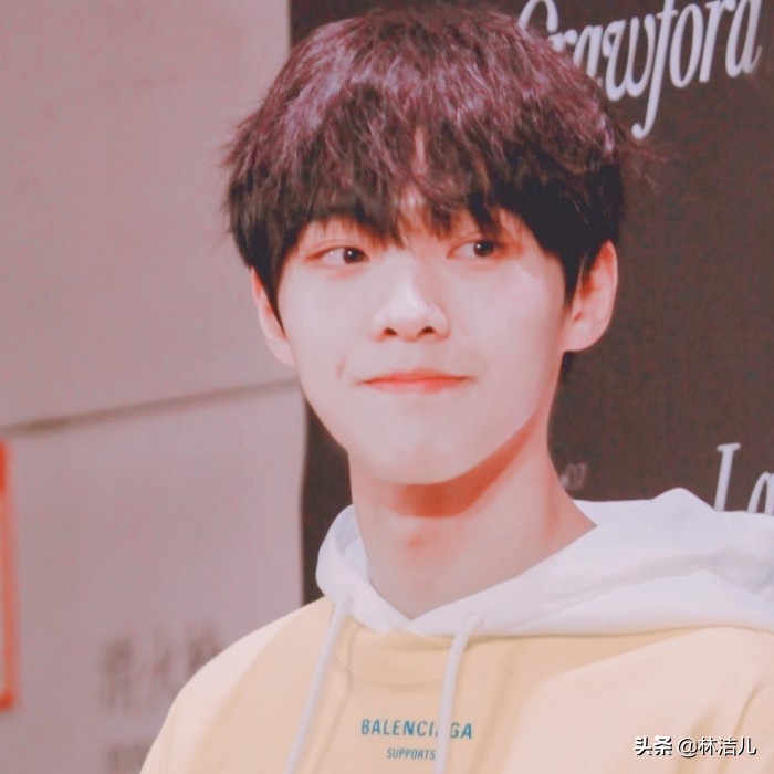 他是抖音大网红,选秀出道未成功,却被国际大牌看上,时尚感飙升