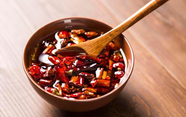 湘妹子天天吃辣椒会上火吗,川妹子吃辣椒减肥