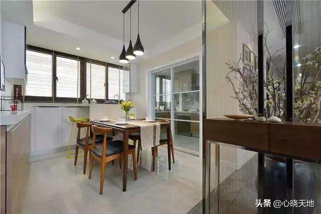 小3居室装修效果图,大阳台装修图片大全简约风